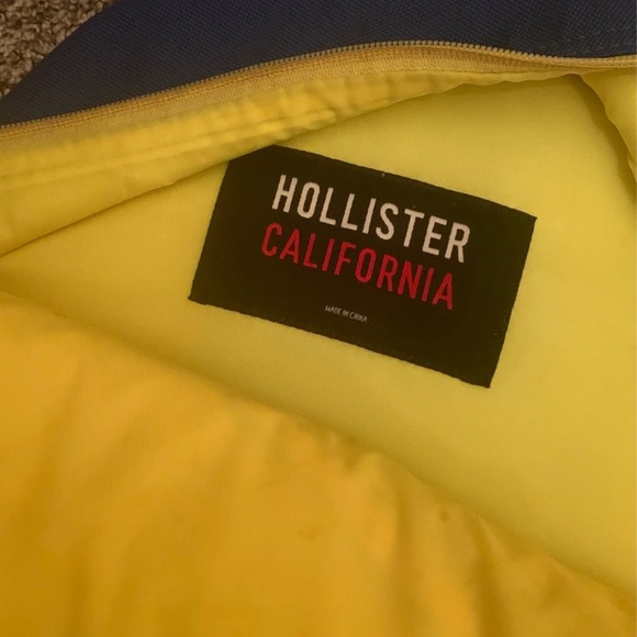 Hollister California Boys Blue & Yellow Backpack - Picture 3 of 3